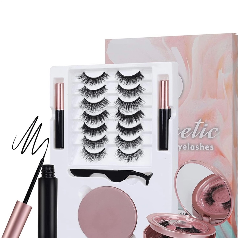Magnetic Eyeliner and Eyelashes